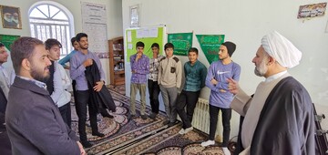 نشست صمیمی مدیر حوزه علمیه یزد با طلاب بهاباد + عکس