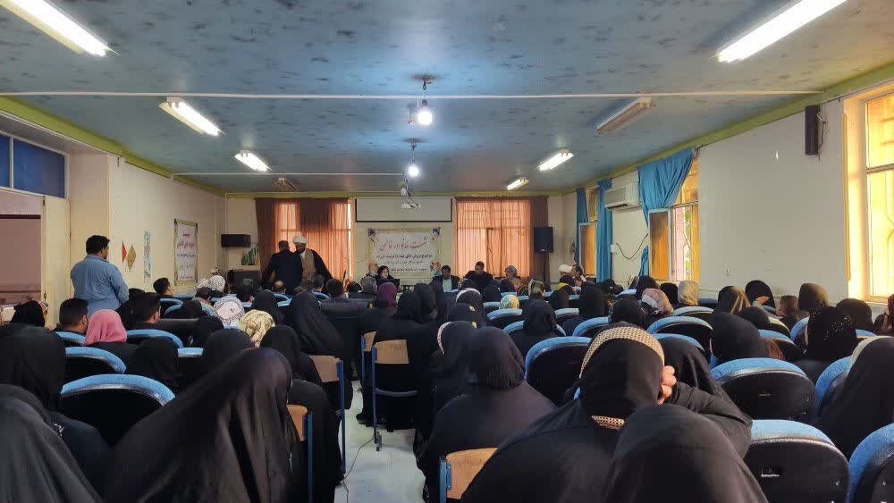 نشست خانواده فاطمی در هویزه برگزار شد