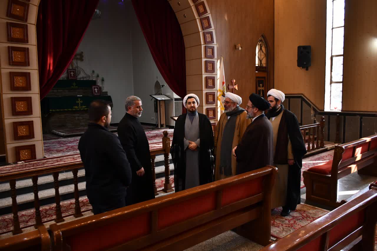 Photo/ Head of Iran Seminaries Center for Communication and International Affairs Meeting with Pastor of East Ashur Church in Urmia