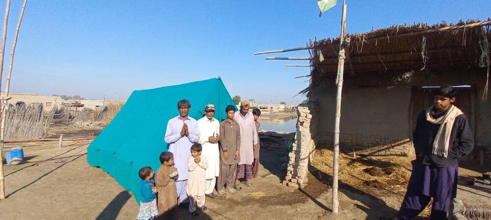 تحصیل گڑھی خیرو، سندھ کے سیلاب متاثرین کیلئے خیموں کی فراہمی