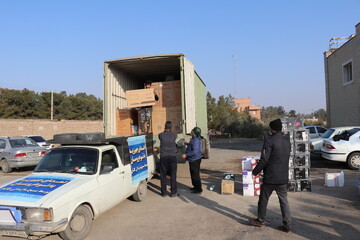 اهداء ۴۱ سری جهیزیه به نوعروسان نیازمند کاشانی