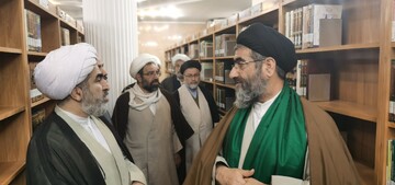 پژوهشگر برتر حوزه علمیه استان یزد تجلیل شد + عکس