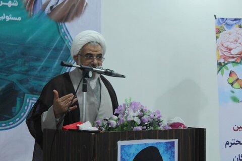 تصاویر/ آغاز به کار ترمیم و بازسازی منازل محرومین با حضور نمایندگان ولی فقیه در هرمزگان در مدرسه علمیه ولیعصر رودان شهرستان رودان