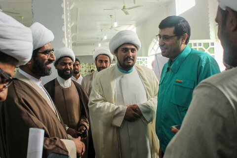 تصاویر/ آغاز به کار ترمیم و بازسازی منازل محرومین با حضور نمایندگان ولی فقیه در هرمزگان در مدرسه علمیه ولیعصر رودان شهرستان رودان