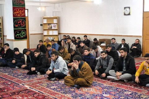 تصاویر / آیین افتتاحیه نیمسال دوم تحصیلی مدرسه علمیه امام خمینی خوی