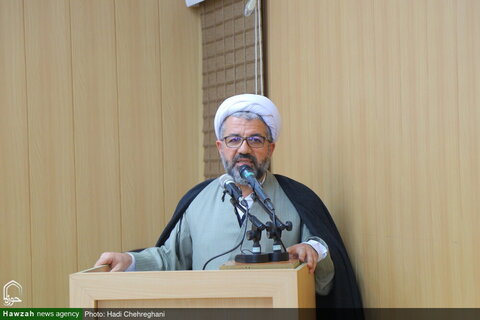 بالصور/ إقامة ندوة علمية حول أثر مدرسة الإمام الخميني على الفقه السياسي الشيعي بقم المقدسة