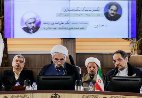 بررسی مدل‌های برنامه‌ریزی در ایران