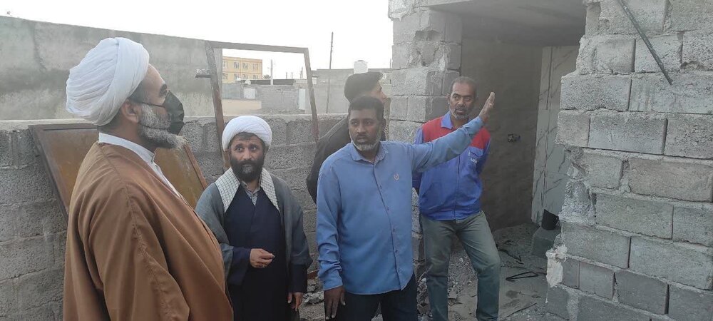 تقدیر امام جمعه بندرلنگه گروه جهادی حاج قاسم سلیمانی + عکس