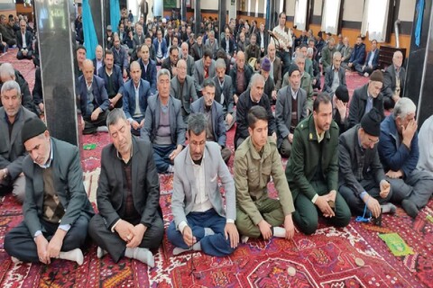 تصاویر/ اقامه نماز جمعه شهرستان چهاربرج