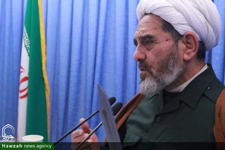 حضور ائمه جمعه شهرستانهای همدان با لباس سپاه در نماز جمعه + عکس