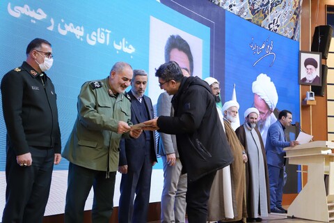 تصاویر / همایش بزرگ «استاد فکر» و آیین اختتامیه هشتمین جشنواره رسانه‌ای ابوذر