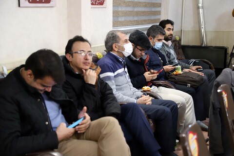 تصاویر /  دیدار جمعی از پزشکان و اساتید دانشگاه علوم پزشکی با امام جمعه همدان