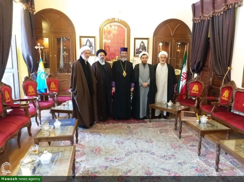 आज़रबाइजान में अर्मेनियाई लोगों के खलीफा को आयतुल्ला आराफी का संदेश