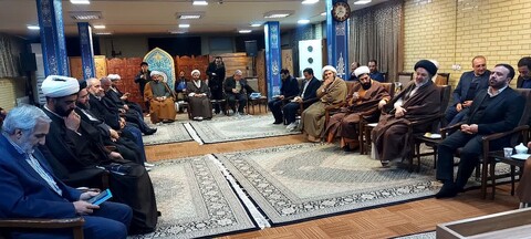 تصاویر/ جلسه ستاد اقامه نماز و مهدویت آذربایجان شرقی