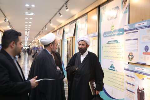 تصاویر/ بازدید نمایندگان از نمایشگاه دستاوردهای مسئله محوری دفتر تبلیغات اسلامی در مجلس
