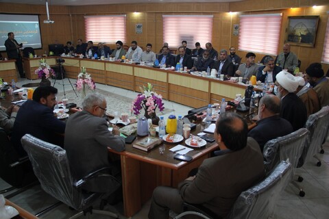 گردهمایی مدیران ستادهای توسعه و بازسازی عتبات عالیات استان بوشهر