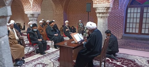 تصاویر/ مراسم شهادت امام هادی(ع) در مدرسه علمیه طالبی تبریز