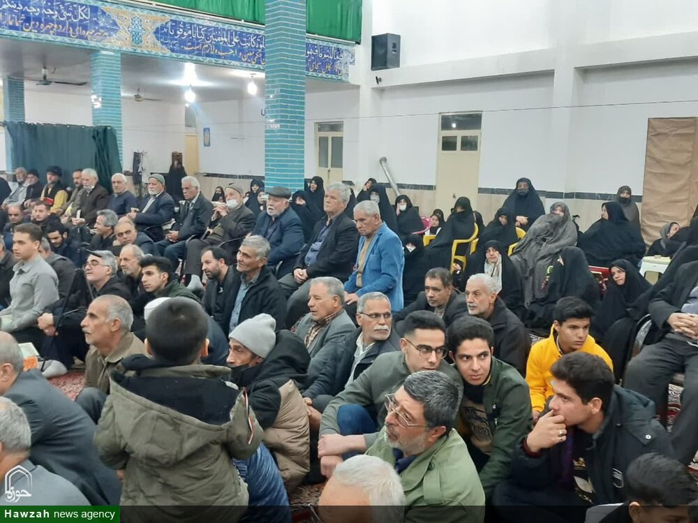 محفل انس با قرآن در کاشان برگزار شد + عکس