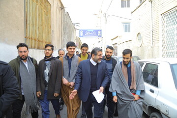 تصاویر / حضور وزیر فرهنگ و ارشاد اسلامی در مدرسه علمیه حقانی