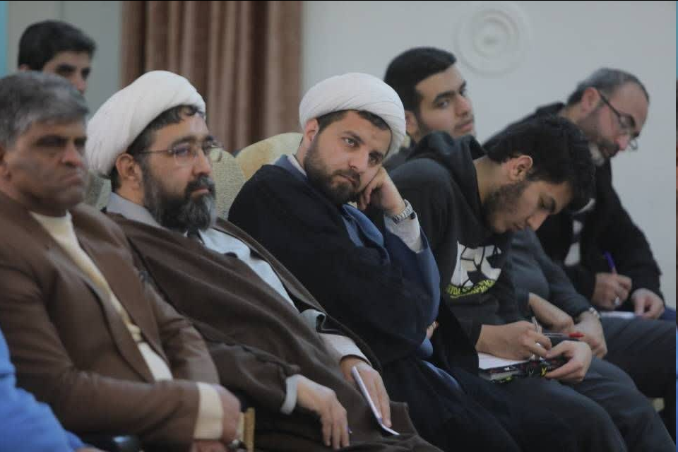 تفاسیر رهبر معظم انقلاب، عالمانه، روان، کاربردی و کارگشاست