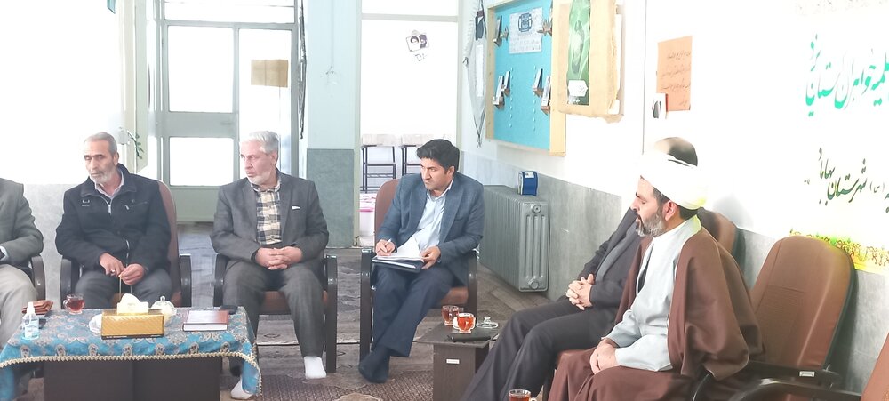 بازدید مدیر حوزه علمیه خواهران استان یزد  از مدرسه علمیه حضرت خدیجه(س) بهاباد