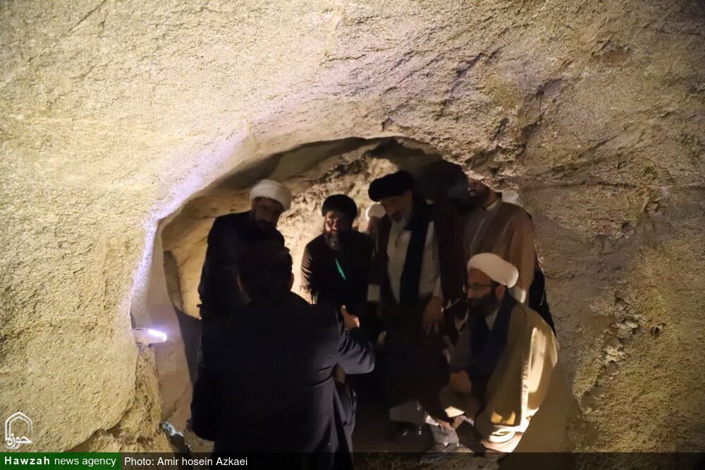 بازدید نماینده ولی فقیه در استان همدان از شهر زیرزمینی "سامن" + عکس