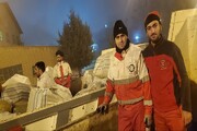 تصاویر/ فعالیت‌های جهادی طلاب و روحانیون در مناطق زلزله‌زده خوی