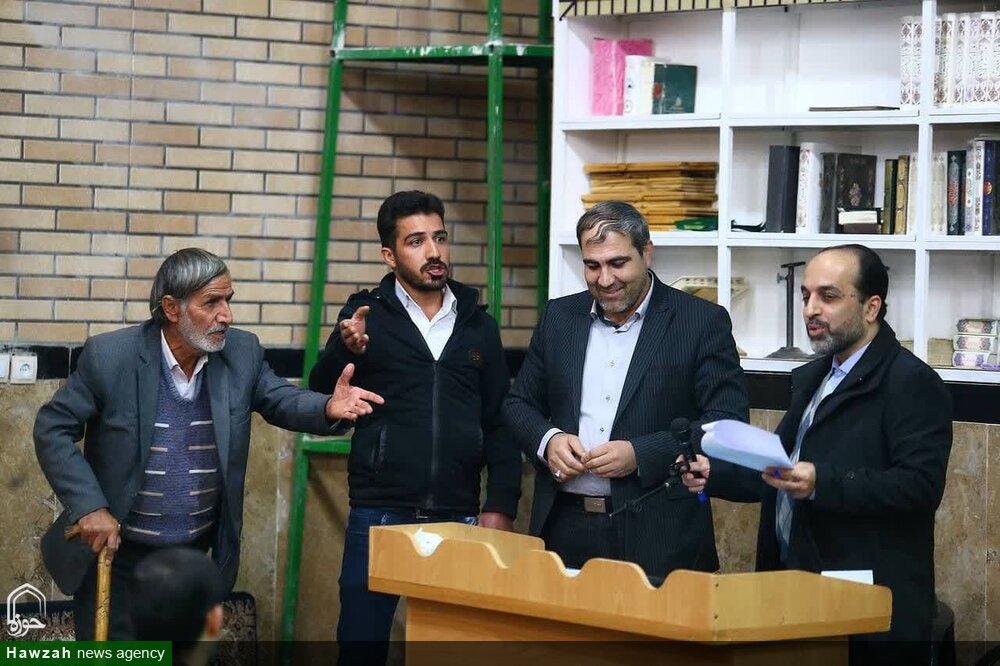 دولت سیزدهم حضور در بین مردم را تکلیف خود میداند