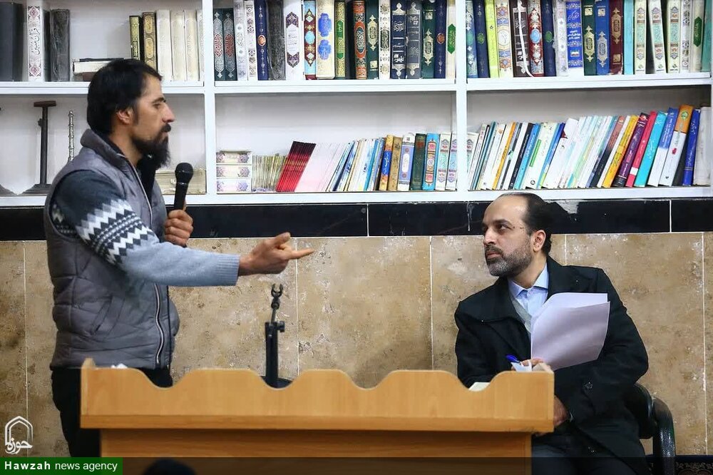 دولت سیزدهم حضور در بین مردم را تکلیف خود میداند