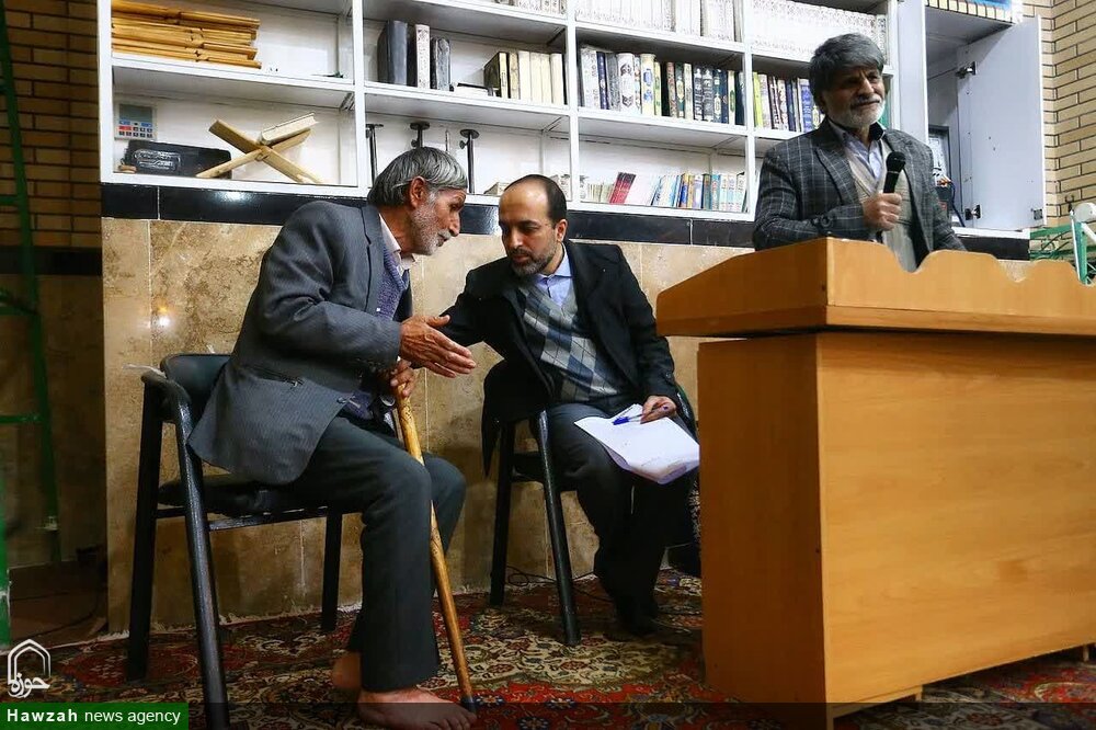 دولت سیزدهم حضور در بین مردم را تکلیف خود میداند