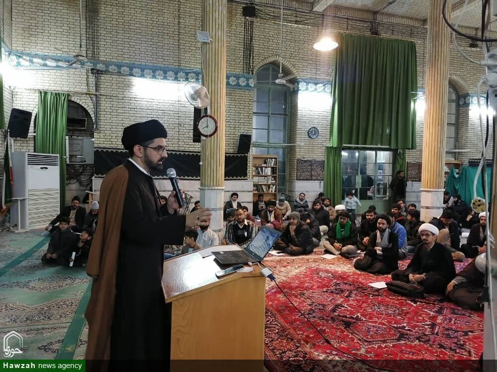 हौज़ा ए इल्मिया क़ुम मे भारत के गणतंत्र दिवस की वार्षिक समारोह