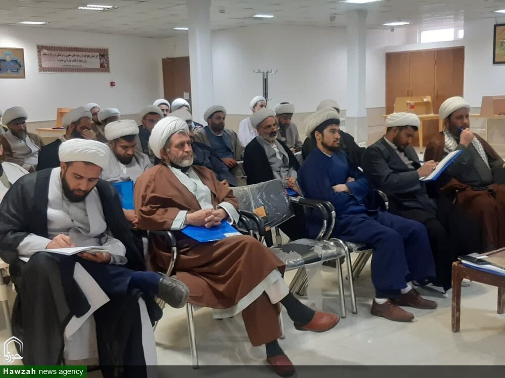 دوره تربیت مربی «خوانش دقیق بیانیه گام دوم انقلاب» در کاشان برگزار شد + عکس