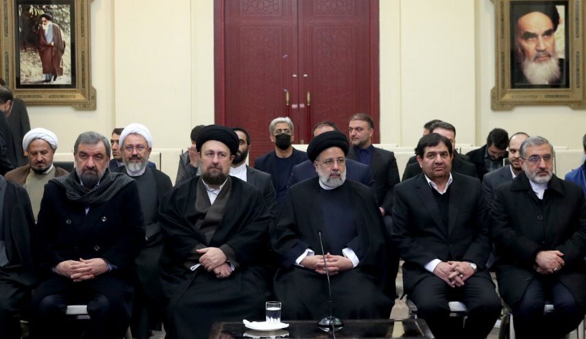 إزاحة الستار عن الموسوعة الإلكترونية للإمام الخميني (ره) إزاحة الستار عن الموسوعة الإلكترونية للإمام الخميني (ره)