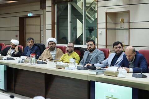 تصاویر / نشست شورای فرهنگ عمومی استان با حضور نماینده ولی فقیه در استان قزوین