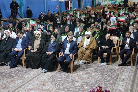 تصاویر/ مراسم سالروز ورود امام خمینی(ره) به کشور در اصفهان