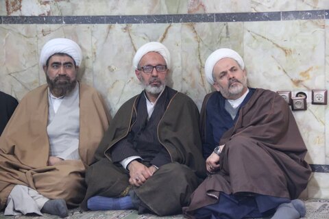 تصاویر / برگزاری آغاز جشن چهل وچهارمین ایام الله دهه فجر در حوزه علمیه استان قزوین