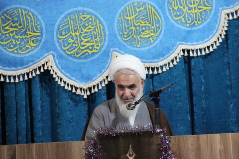 تصاویر / برگزاری آغاز جشن چهل وچهارمین ایام الله دهه فجر در حوزه علمیه استان قزوین