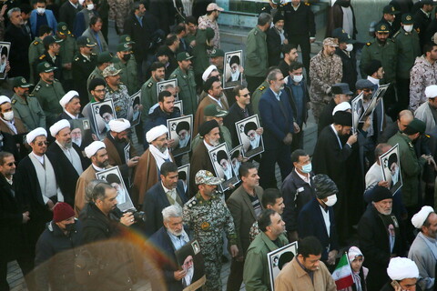 تصاویر / مراسم آغاز دهه مبارک فجر درقم