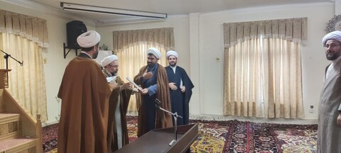 تصاویر/ دیدار و گفت و گو مسئول سازمان بسیج طلاب و روحانیون استان آذربایجان شرقی با طلاب مدرسه علمیه ولیعصر(عج) تبریز