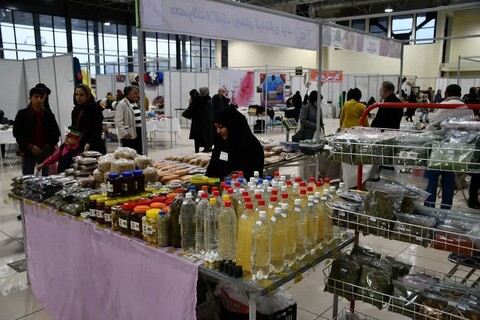 تصاویر/ افتتاح نمایشگاه توانمندی‌های بانوان در ماکو