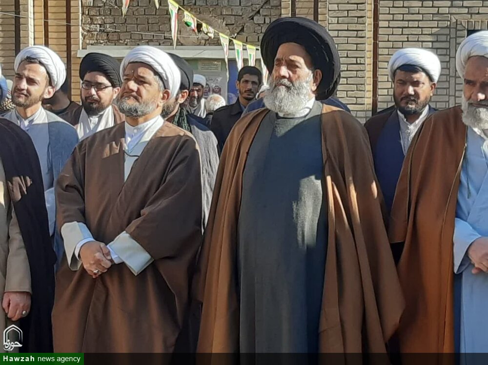 زنگ انقلاب در حوزه علمیه آیت الله یثربی(ره) کاشان نواخته شد