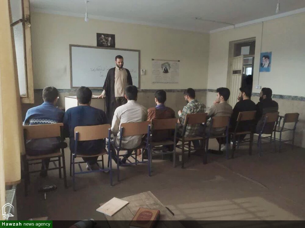 شرکت طلاب حافظ قرآن آذربایجان شرقی در دوره تربیت مربی حفظ قرآن همدان