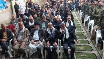 تصاویر/ همایش بسیجیان شهرستان آران و بیدگل همزمان با دهه مبارک فجر