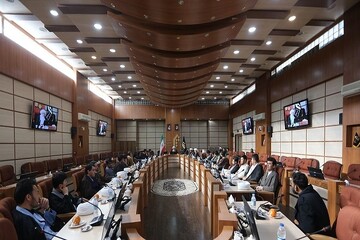 ایمان، به تلاش های انسان جهت می دهد