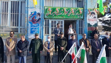 غبار روبی مزار مطهر شهدای تویسرکان + عکس