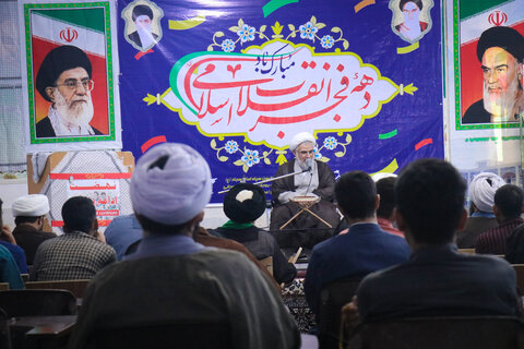 تصاویر/آیین افتتاحیه سطح دو کلام اسلامی در بندرعباس