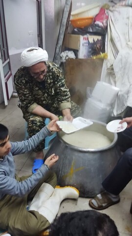 تصاویر/ فعالیت جهادی روحانیون آذربایجان غربی در پنجمین روز از زلزله خوی