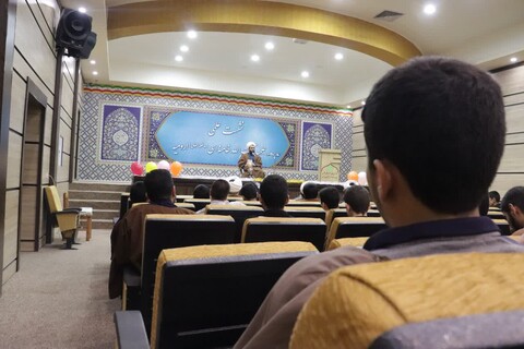تصاویر/ برگزاری نشست علمی در مدرسه علمیه امام خمینی(ره) ارومیه