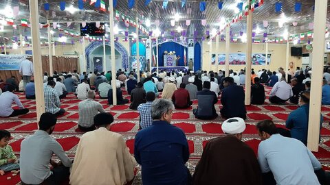 تصاویر/ اقامه نماز جمعه ۱۴بهمن ماه شهرستان قشم