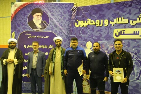 تصاویر/ برگزاری جشنواره ورزشی طلاب و روحانیون خوزستان